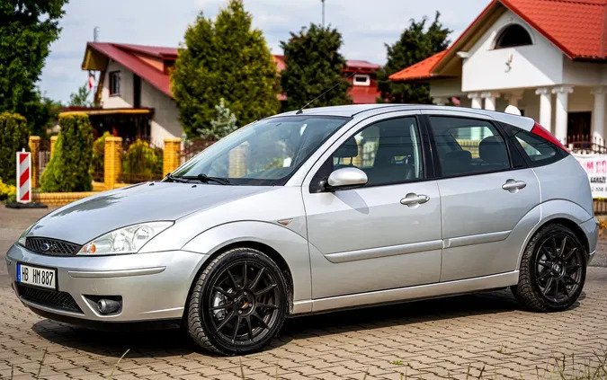 podkarpackie Ford Focus cena 11800 przebieg: 220000, rok produkcji 2003 z Polkowice